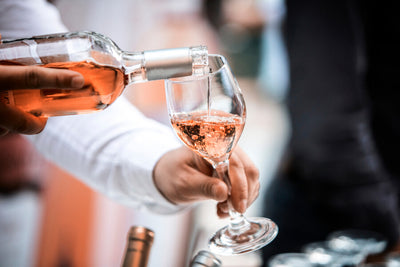 ¿Cómo reconocer un buen vino rosado?
