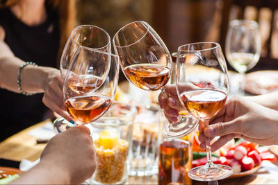 Consumo di vino: i rosati resistono alla crisi
