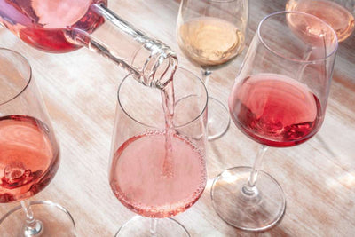 Vino rosado: ¿de dónde viene el color del vino rosado?