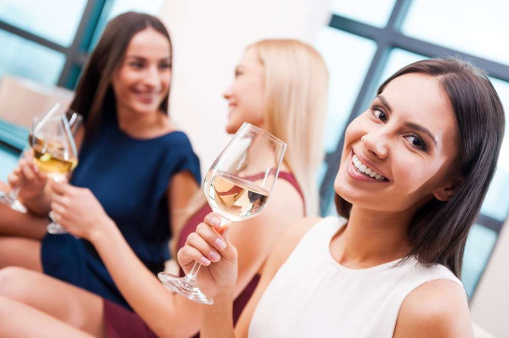 8 expressions qui marchent à tous les coups pour parler du vin