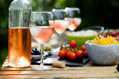 Il vino rosato è un buon vino per l'aperitivo?