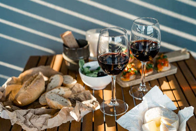 Is red wine a good wine for an aperitif?